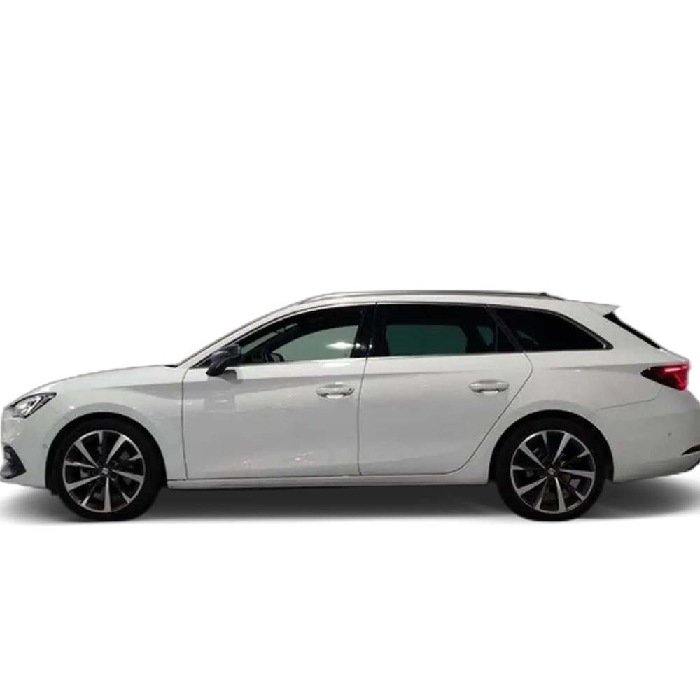Renting SEAT Leon ST 1.5 eTSI S&amp;S FR DSG-7 150 Blanco