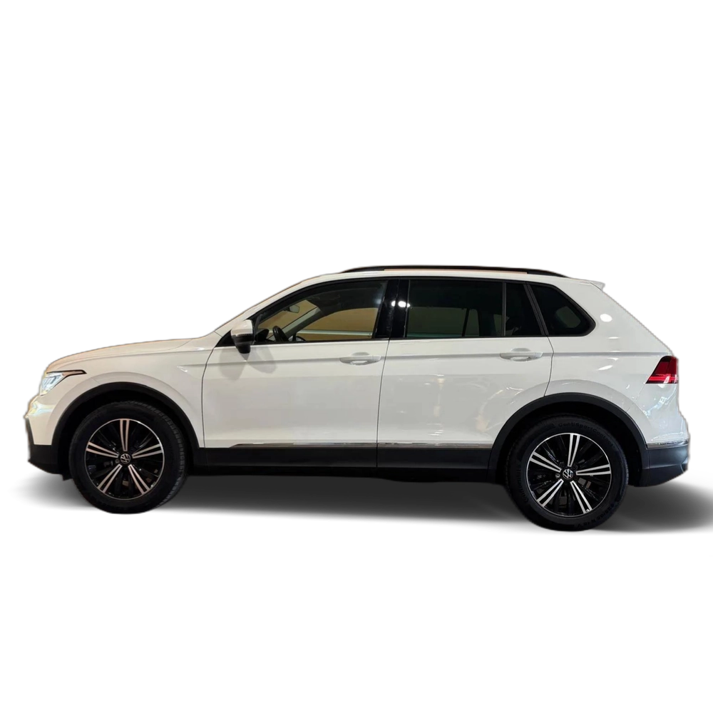 Renting VOLKSWAGEN Tiguan 2.0TDI DSG Life 110kW