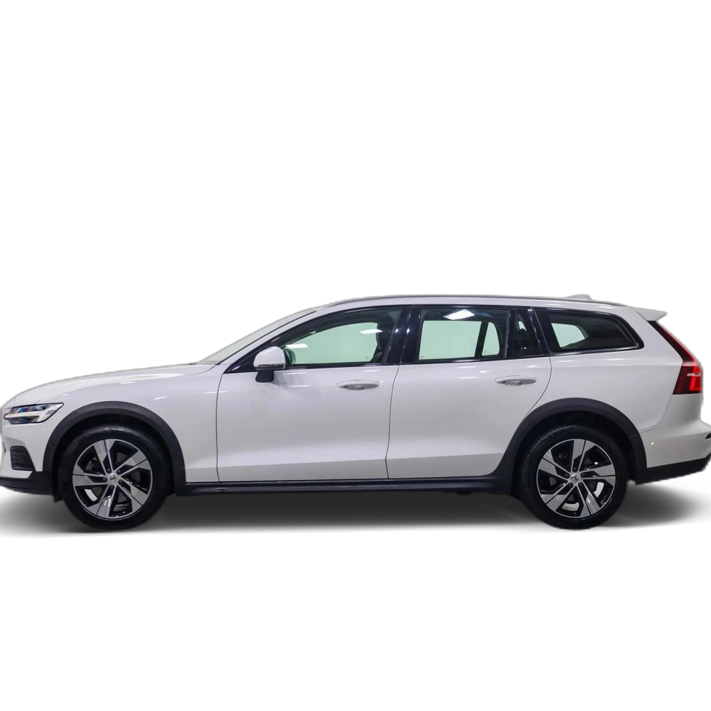 Renting VOLVO V60 Cross Country B4 Pro AWD Aut.