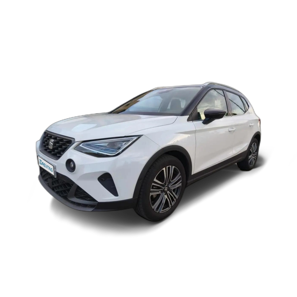 Renting SEAT Arona 1.0 TSI S&amp;S FR XM 110 Blanco 1