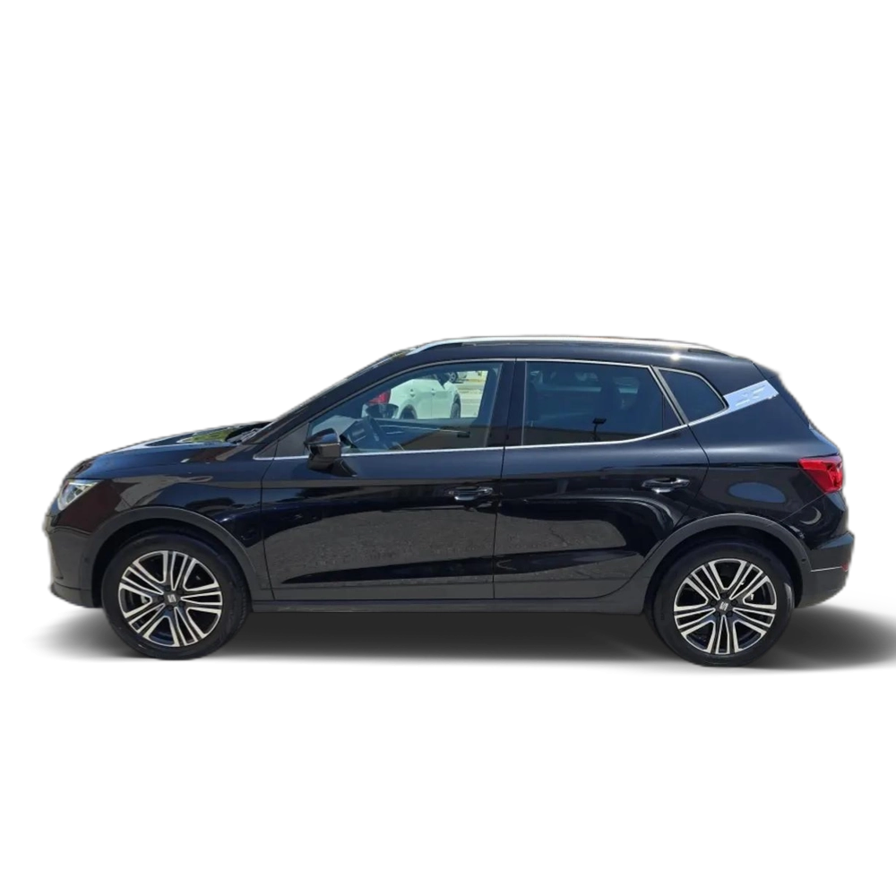 Renting SEAT Arona 1.0 TSI S&amp;S FR XM 115 Negro