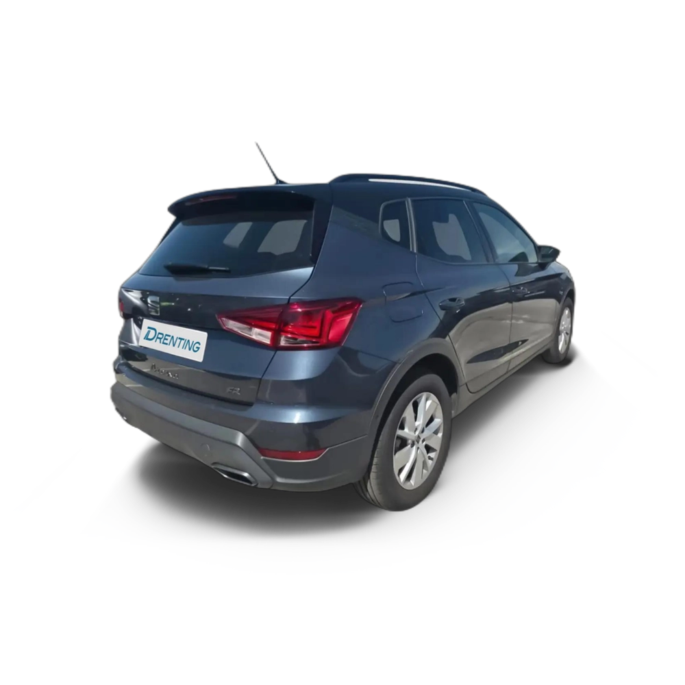 Renting SEAT Arona 1.0 TSI S&amp;S FR115 Gris