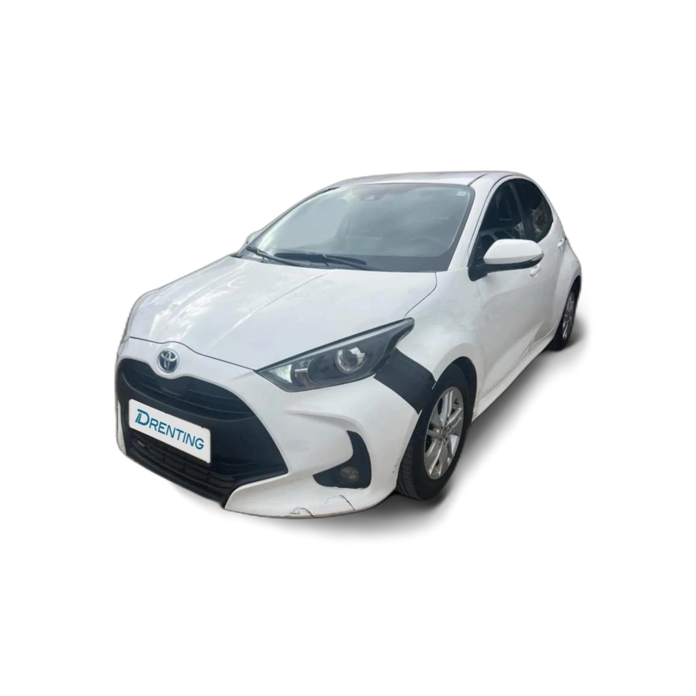 Renting Toyota Yaris 1.5 120H Business Plus Blanco