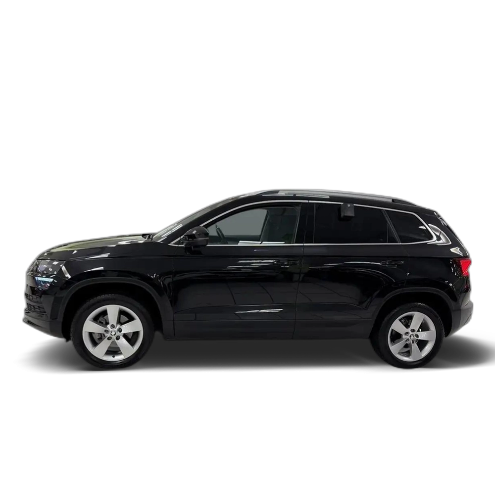 Renting Skoda Karoq 1.5 TSI Ambition ACT Negro 1