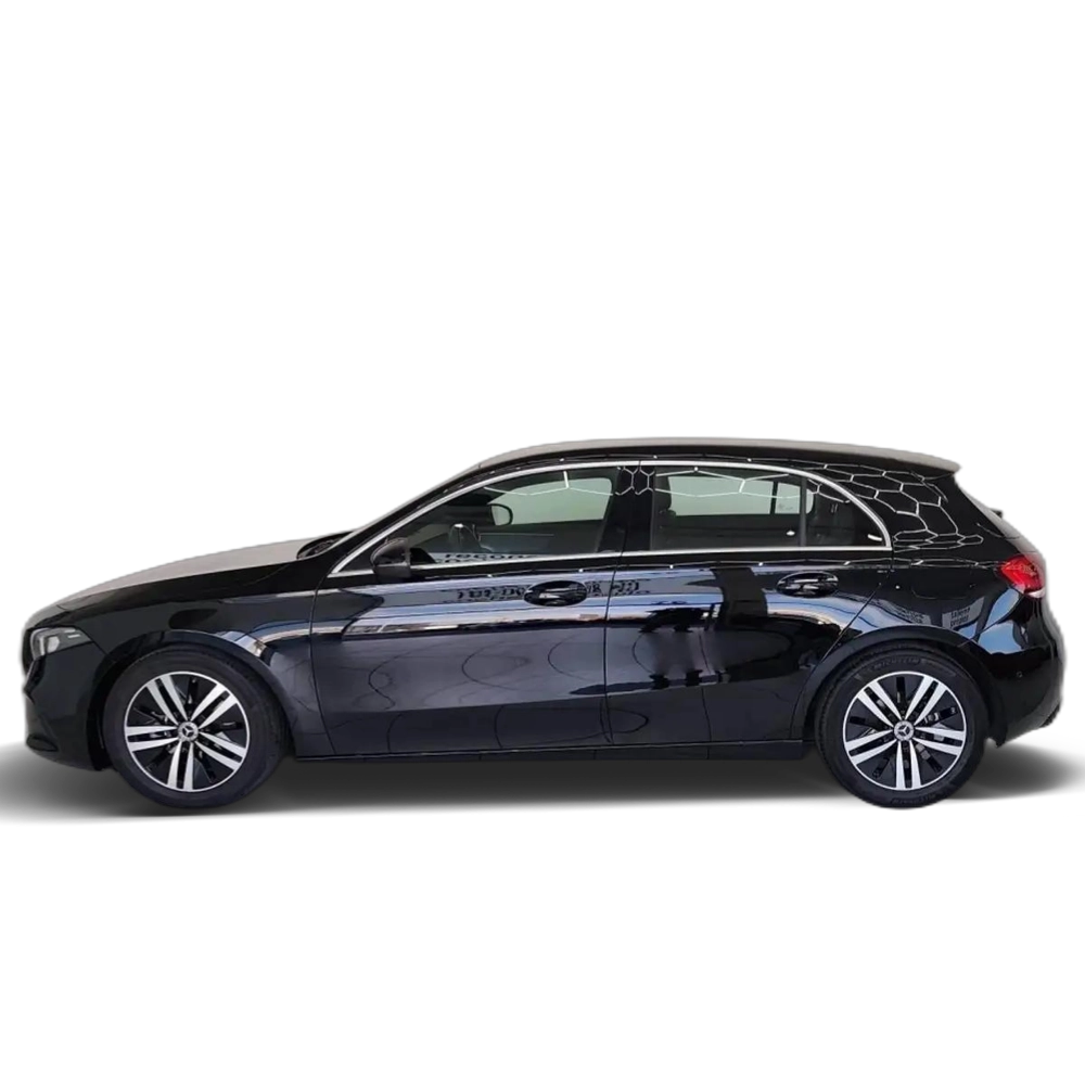 Renting Mercedes-Benz A 180 180d 8G-DCT Negro 1
