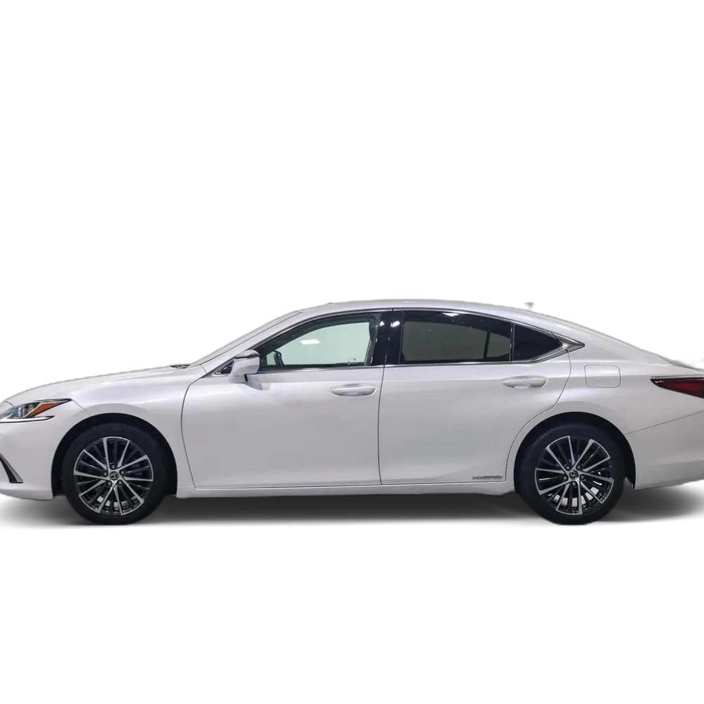 Renting Lexus ES 300 300h Premium Blanco