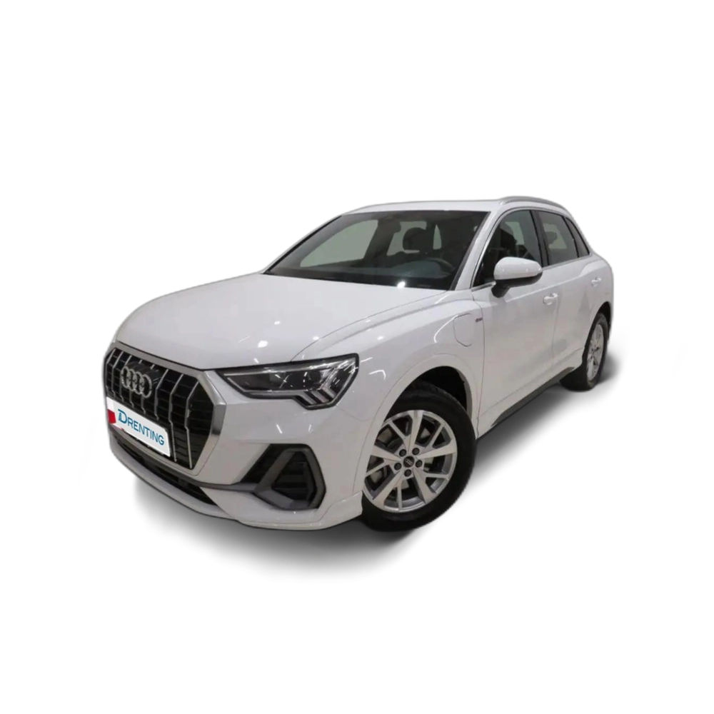 Renting Audi Q3 45 TFSIe S line S-tronic Blanco 2