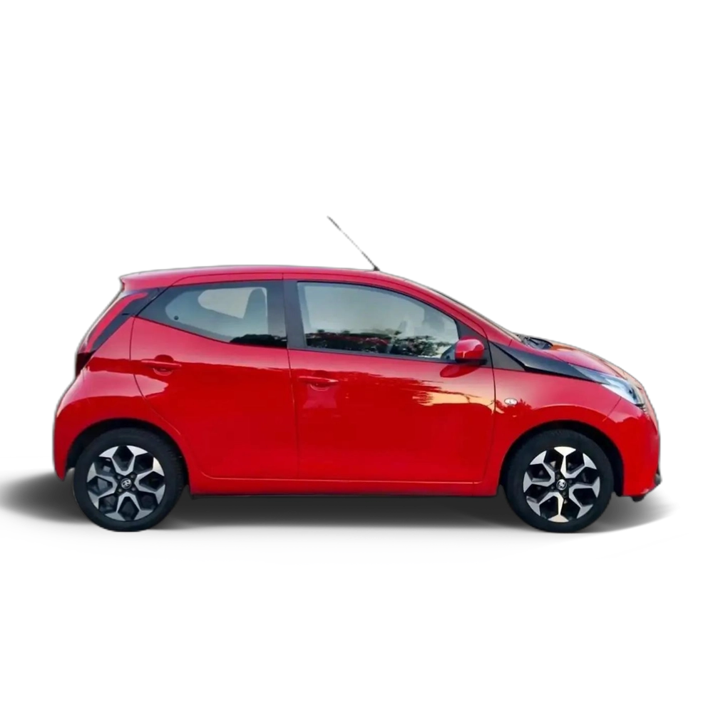 Toyota Aygo 70 x-play Rojo