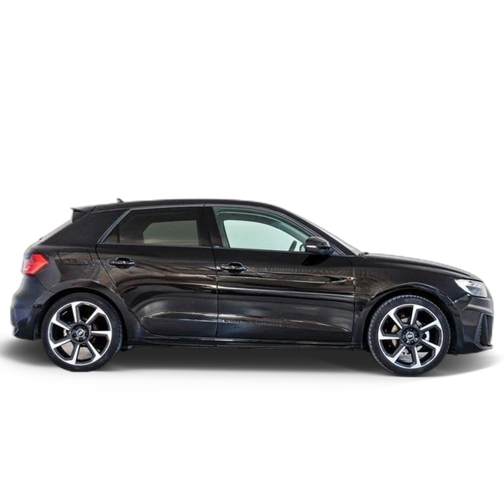 Renting Audi A1 Sportback Adrenalin Black edition 30 TFSI 85 kW (116 CV) S tronic Ocasión