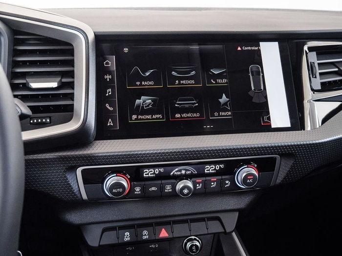 Renting Audi A1 Sportback Adrenalin edition 30 TFSI 85 kW (116 CV) S tronic Ocasión 2
