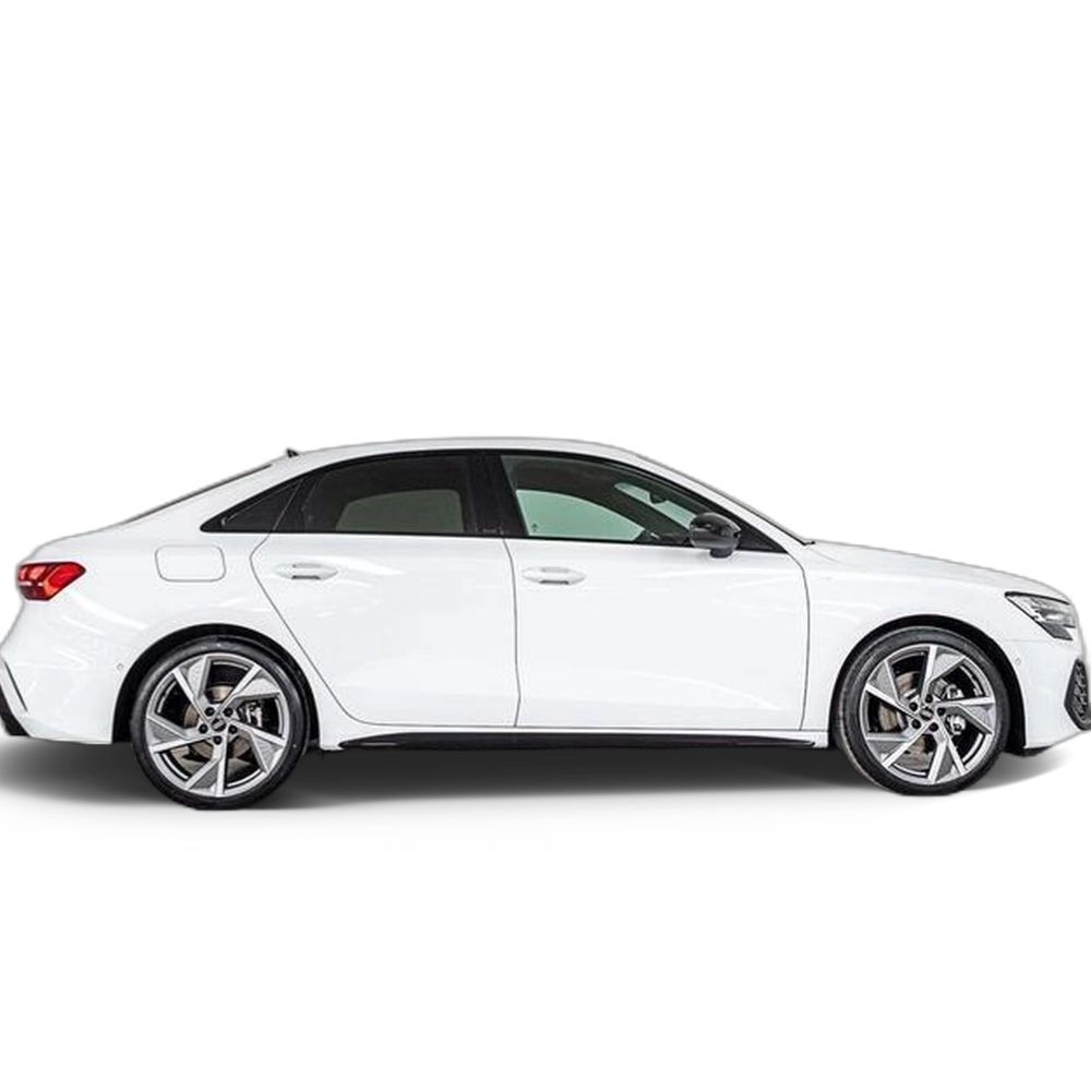 Renting Audi A3 Sedan Black line TFSI 110 kW (150 CV) S tronic Ocasión