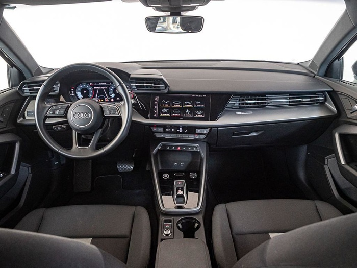 Renting Audi A3 Sportback Advanced 30 TFSI 85 kW (116 CV) S tronic Ocasión