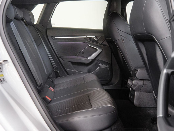 Renting Audi A3 Sportback S line 35 TFSI 110 kW (150 CV) S tronic Ocasión 2