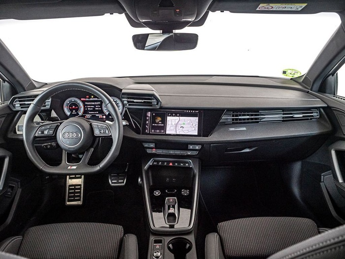Renting Audi A3 Sportback S line TDI 110 kW (150 CV) S tronic Ocasión 2