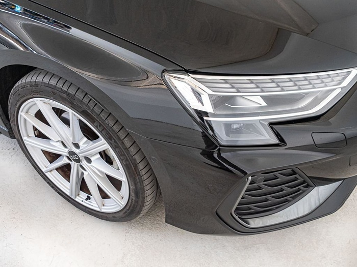 Renting Audi A3 Sportback S line TDI 110 kW (150 CV) S tronic Ocasión 3