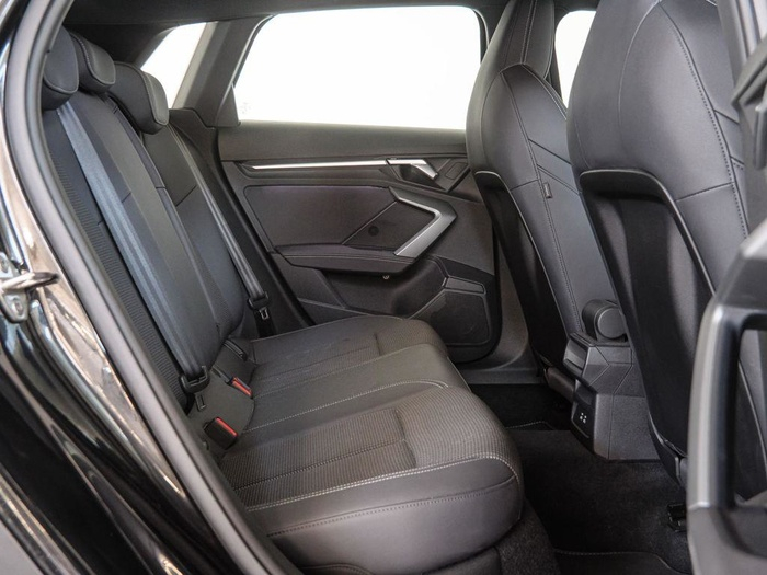 Renting Audi A3 Sportback TFSIe S line 40 150 kW (204 CV) S tronic Ocasión 4