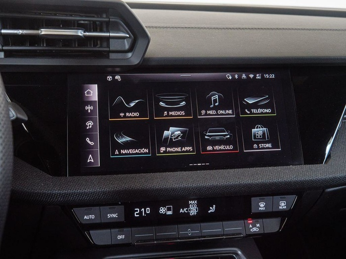 Renting Audi A3 Sportback TFSIe S line 40 150 kW (204 CV) S tronic Ocasión 4