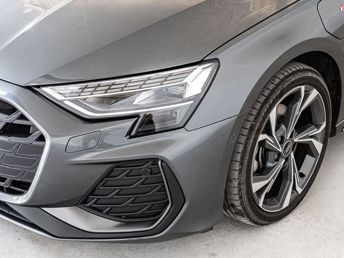 Renting Audi A3 Sportback TFSIe S line 40 150 kW (204 CV) S tronic Ocasión 5