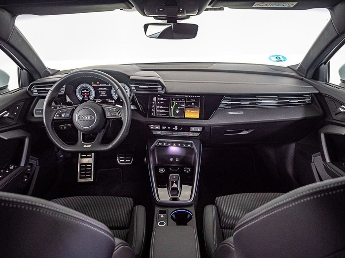 Renting Audi A3 Sportback TFSIe S line 40 150 kW (204 CV) S tronic Ocasión 6