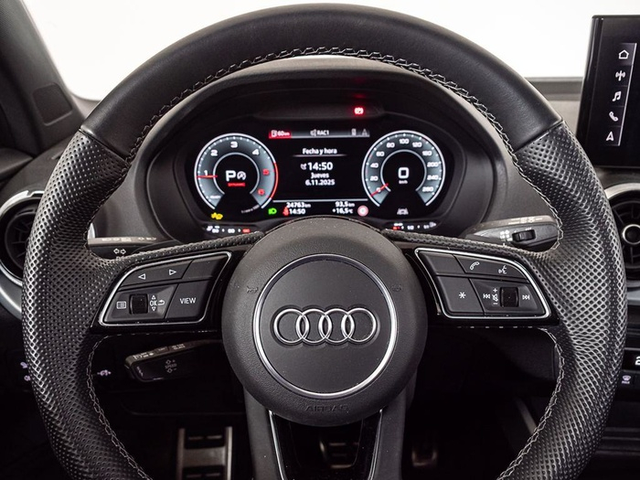 Renting Audi Q2 Adrenalin 35 TDI 110 kW (150 CV) S tronic Ocasión