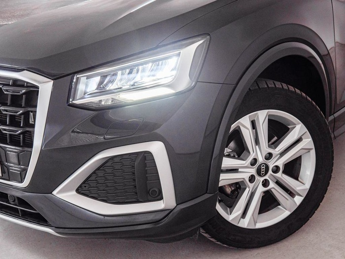 Renting Audi Q2 Advanced 35 TFSI 110 kW (150 CV) S tronic Ocasión