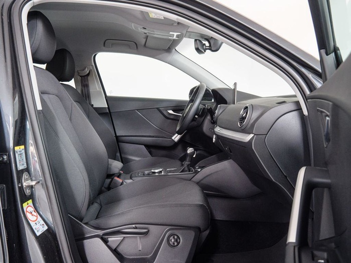 Renting Audi Q2 Advanced 35 TFSI 110 kW (150 CV) S tronic Ocasión