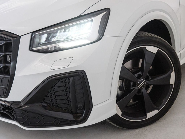Renting Audi Q2 Black Line 35 TDI 110 kW (150 CV) S tronic Ocasión