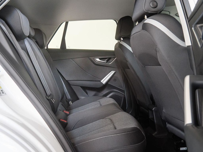 Renting Audi Q2 Black Line 35 TDI 110 kW (150 CV) S tronic Ocasión