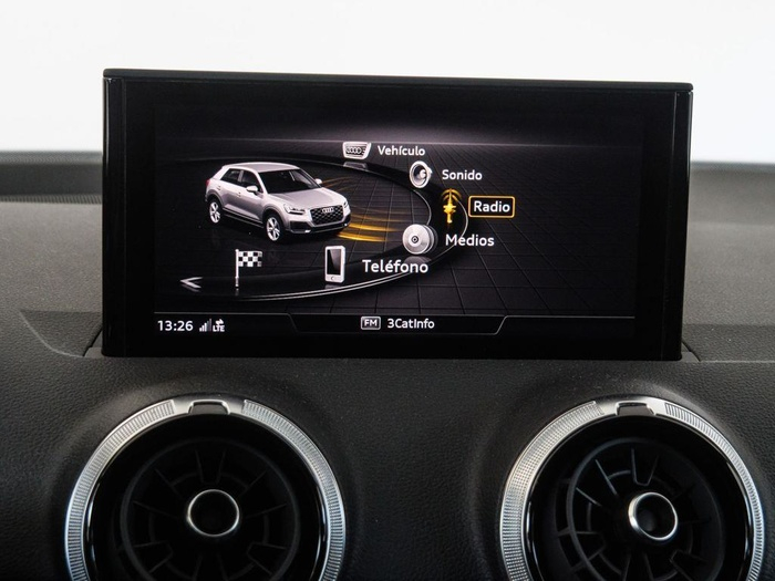 Renting Audi Q2 Black Line 35 TDI 110 kW (150 CV) S tronic Ocasión