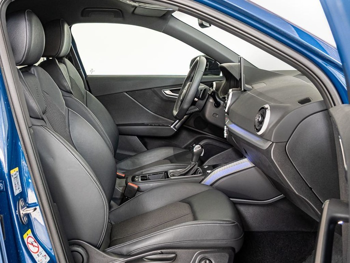Renting Audi Q2 Black Line 35 TDI 110 kW (150 CV) S tronic Ocasión 1