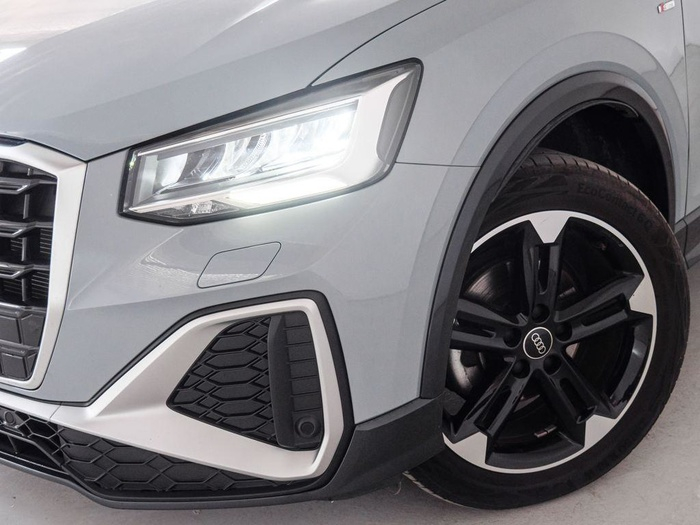 Renting Audi Q2 S line 30 TFSI 85 kW (116 CV) Ocasión 1