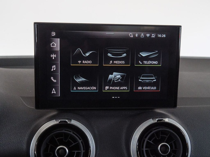 Renting Audi Q2 S line 30 TFSI 85 kW (116 CV) Ocasión 1