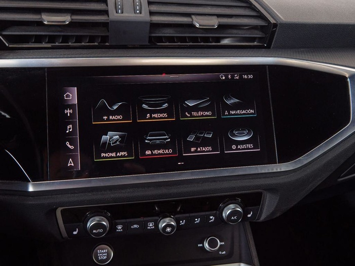 Renting Audi Q3 S line 35 TFSI 110 kW (150 CV) S tronic Ocasión