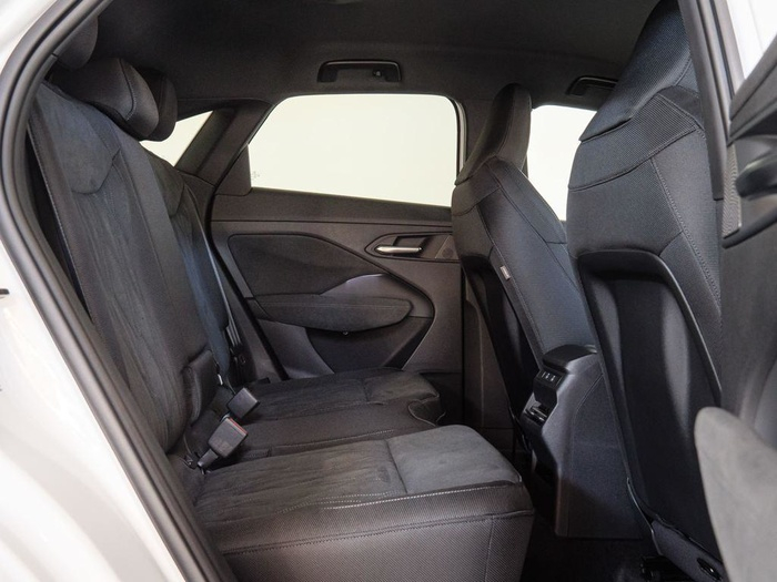 Renting Audi Q3 Sportback e-hybrid Black Line 200 kW (272 CV) S tronic Ocasión