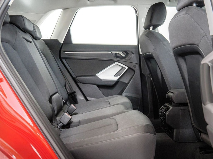 Renting Audi Q3 TFSIe Advanced 45 TFSIe 180 kW (245 CV) S tronic Ocasión