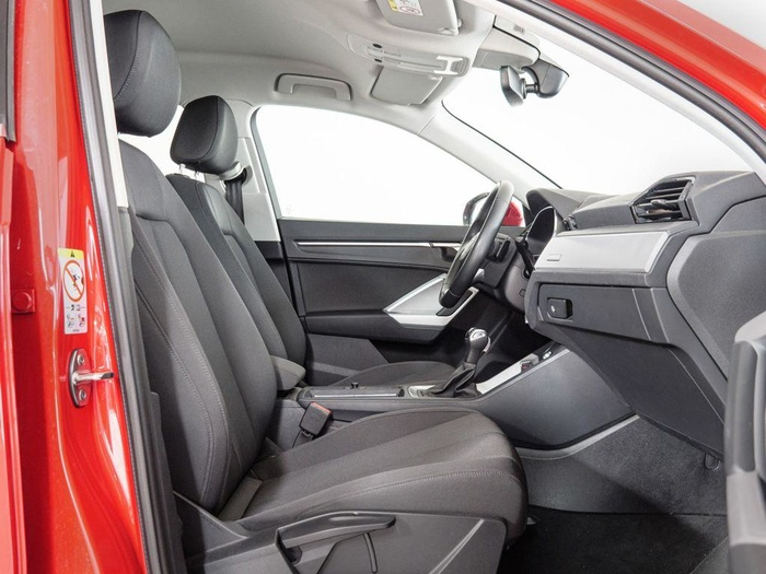 Renting Audi Q3 TFSIe Advanced 45 TFSIe 180 kW (245 CV) S tronic Ocasión