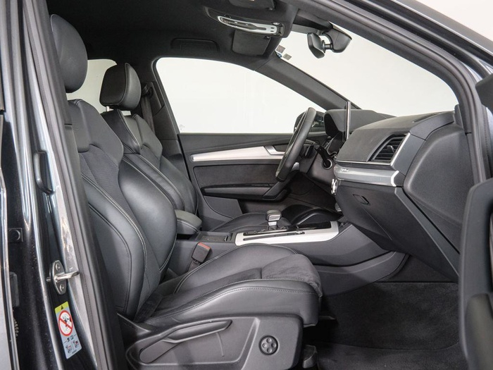 Renting Audi Q5 Black line 40 TDI quattro-ultra 150 kW (204 CV) S tronic Ocasión 2
