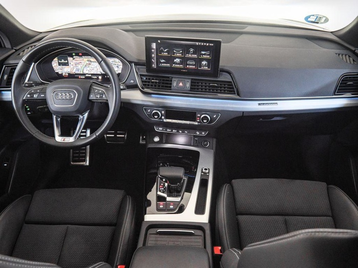 Renting Audi Q5 Sportback Black line 40 TDI quattro-ultra 150 kW (204 CV) Ocasión 1