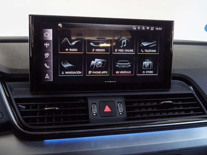 Renting Audi Q5 Sportback Black line 40 TDI quattro-ultra 150 kW (204 CV) Ocasión 1
