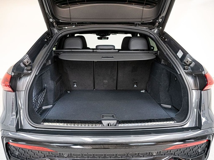 Renting Audi Q5 Sportback Black line TDI quattro 150 kW (204 CV) S tronic Ocasión