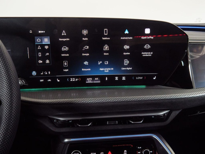 Renting Audi Q5 Sportback e-hybrid Black Line quattro 220 kW (299 CV) S tronic Ocasión