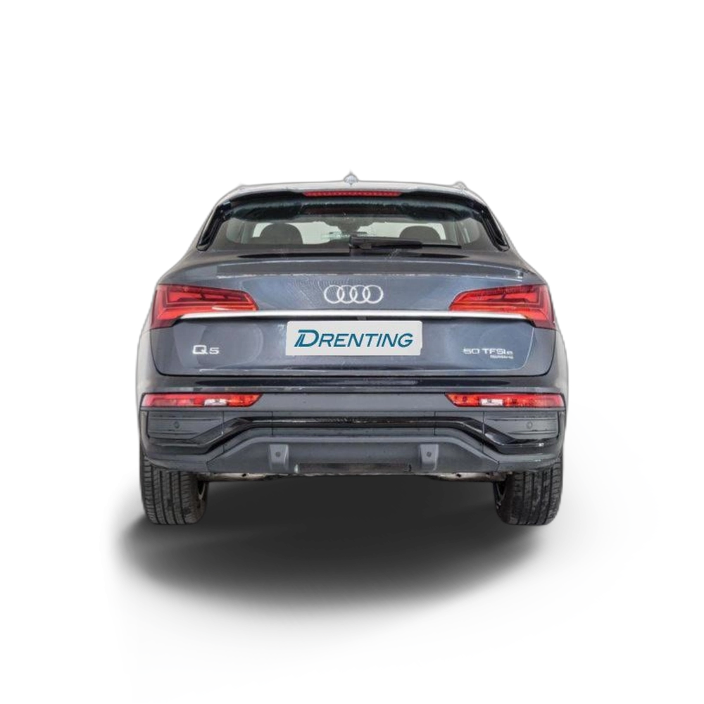 Renting Audi Q5 Sportback TFSIe Advanced 50 TFSI e quattro-ultra 220 kW (299 CV) Ocasión