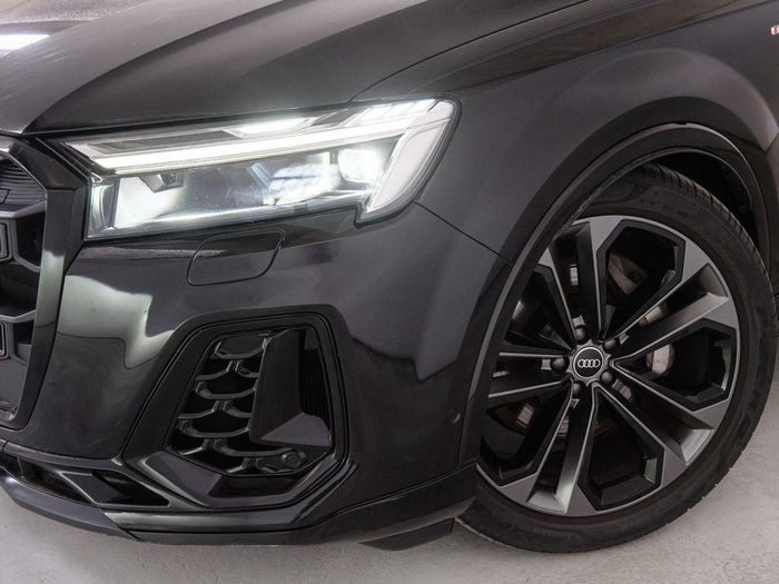 Renting Audi Q7 Black line edition 50 TDI quattro 210 kW (286 CV) tiptronic Ocasión