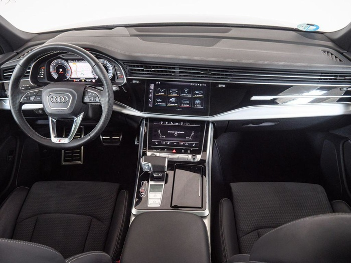 Renting Audi Q7 Black line edition 50 TDI quattro 210 kW (286 CV) tiptronic Ocasión