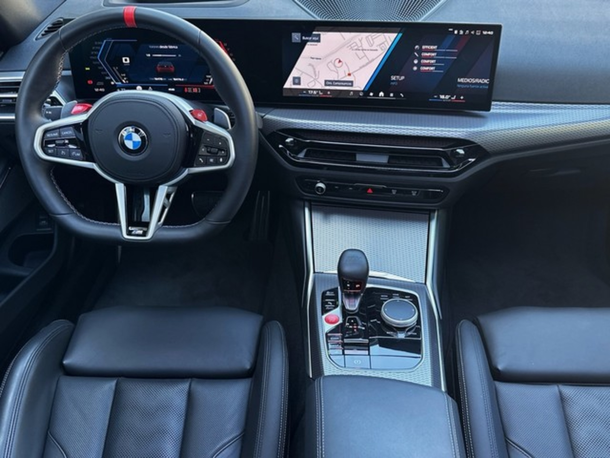 Renting BMW M M3 Berlina Competition xDrive 390 kW (530 CV) 3