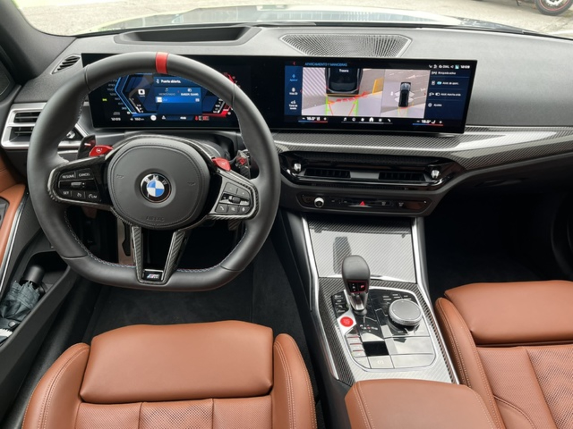 Renting BMW M M3 Competition Touring xDrive 390 kW (530 CV) 2