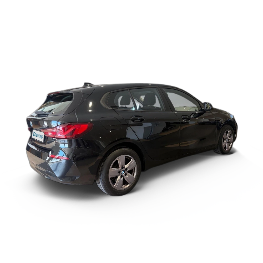 Renting BMW Serie 1 116d 85 kW (116 CV) 6 5