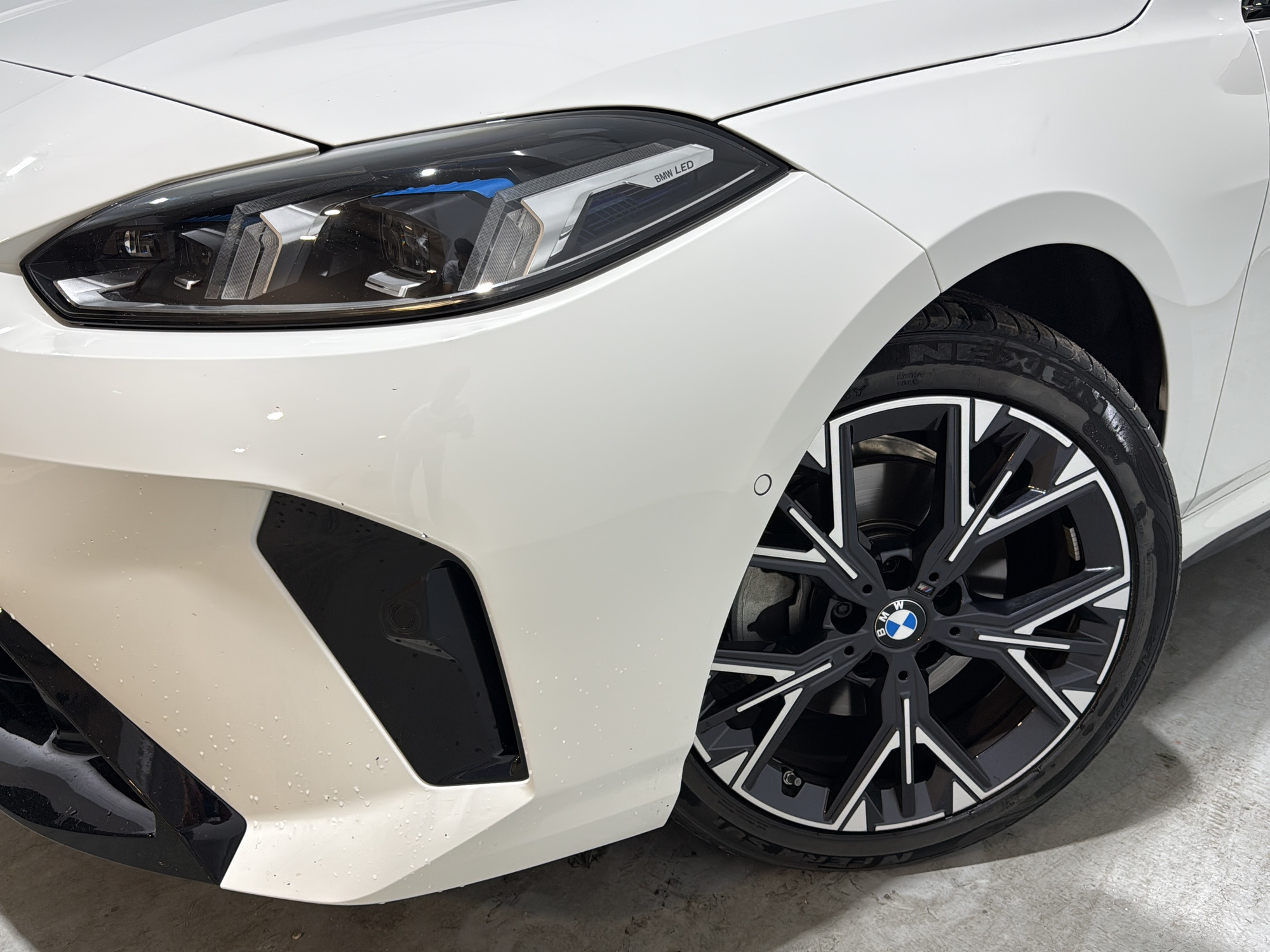 Renting BMW Serie 1 116i 90 kW (122 CV) 1