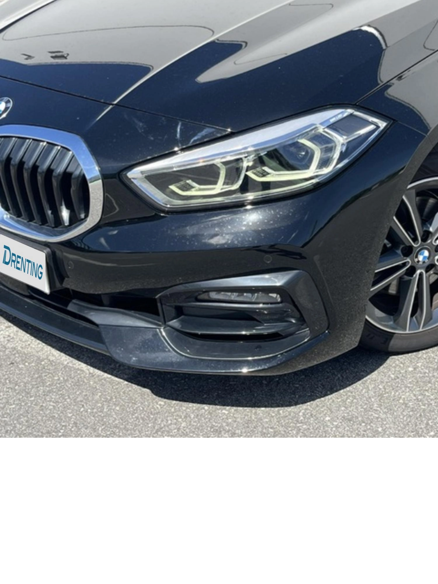 Renting BMW Serie 1 118d 110 kW (150 CV) 10 8