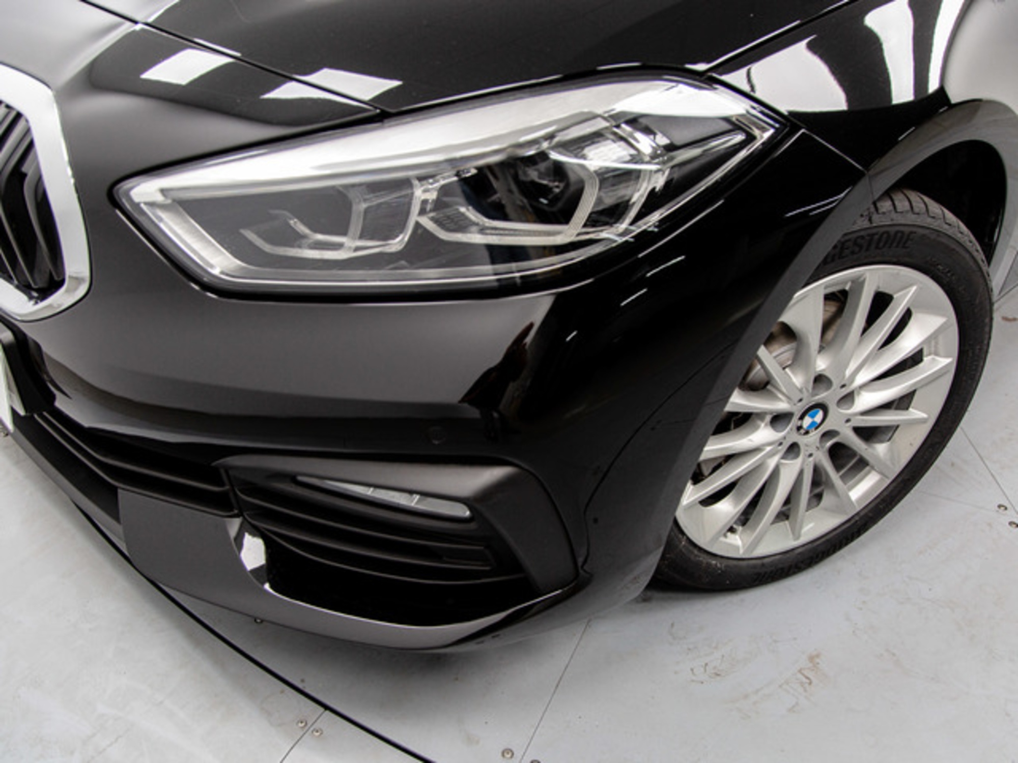 Renting BMW Serie 1 118d Business 110 kW (150 CV) 15